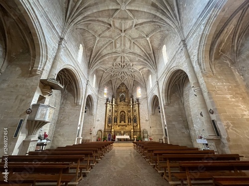 Calaceite, comarca del Matarraña, casco viejo, iglesia, fachada y detalles de la calle photo