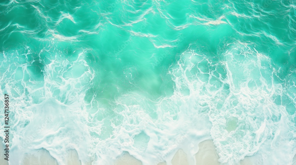 Naklejka premium Tropical turquoise ocean waves washing over sandy beach in soft light