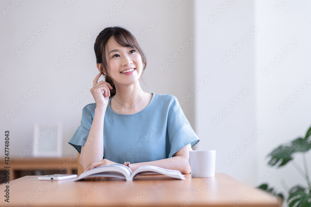 本を読む女性 本を読む女性