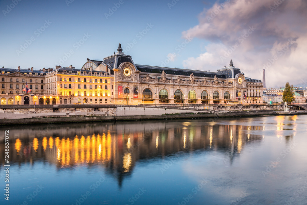 Musee d'Orsay on the river Seine at dawn, Paris, France Musee d'Orsay on the river Seine at dawn, Paris, France