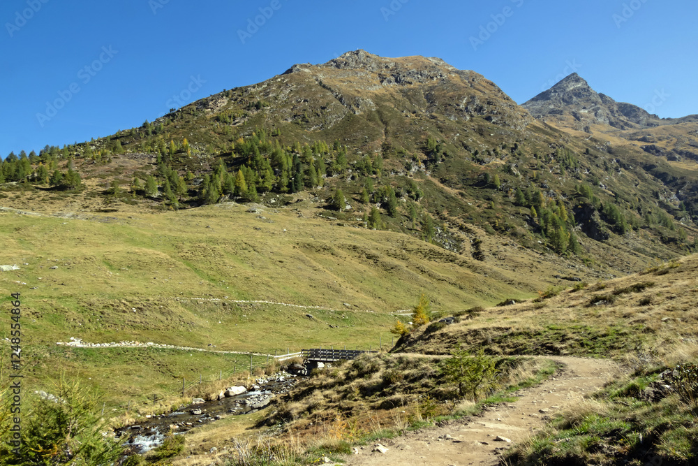 Φωτογραφία Landschaft im Passeiertal nahe dem Dorf Pfelders in den italienischen Alpen, Süd