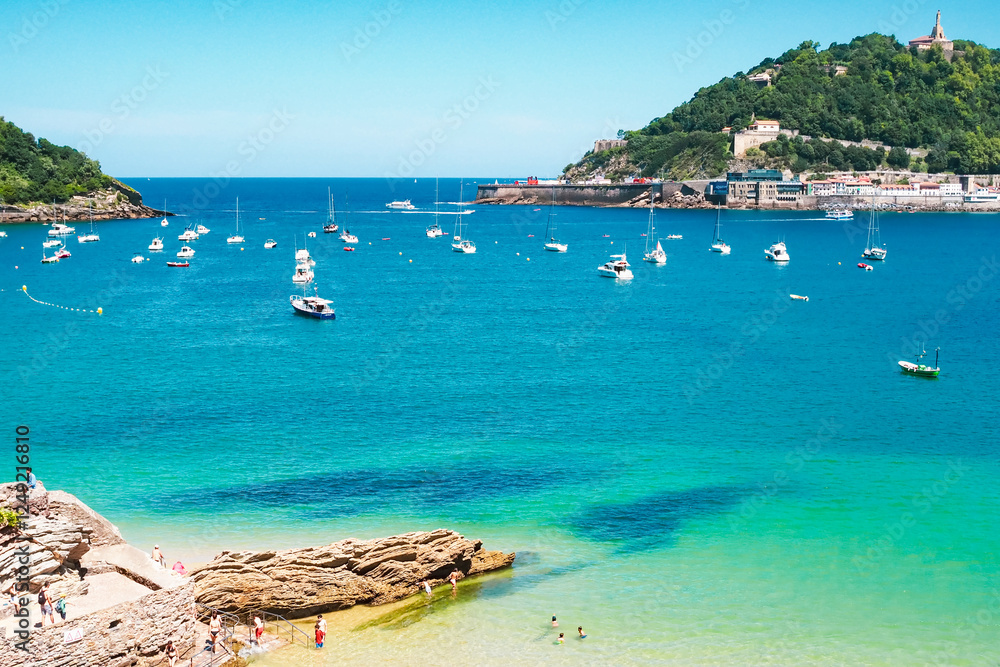 Obraz premium Summer in San Sebastián, Spain