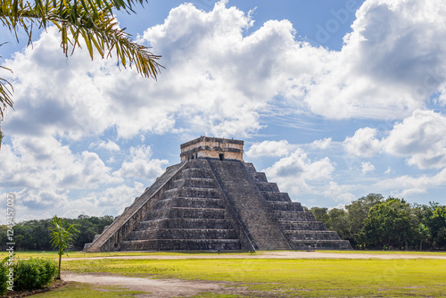 chichen itza pyramid