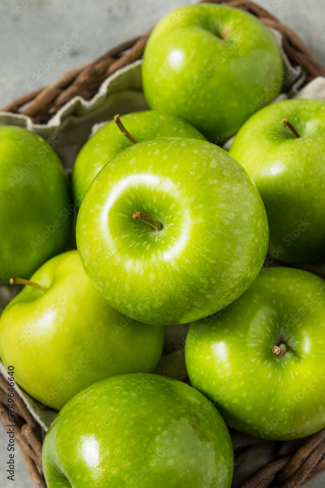 Healthy Organic Green Granny Smith Apples Healthy Organic Green Granny Smith Apples