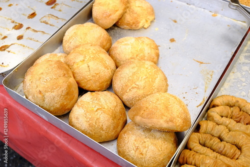 Buns with sugar