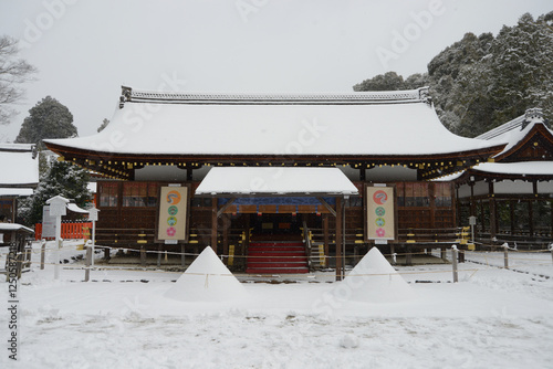 雪の上賀茂神社　細殿　京都市北区 photo