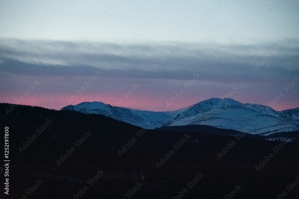 Lingering Light Over the Rocky Mountains Lingering Light Over the Rocky Mountains