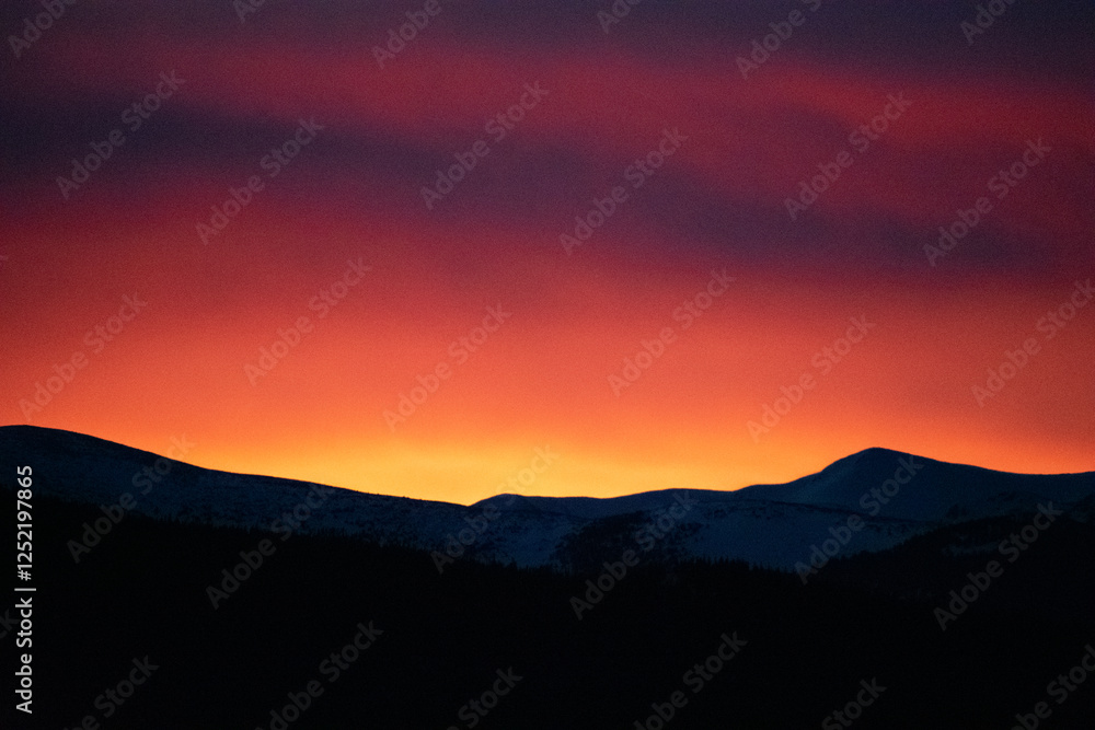 Lingering Light Over the Rocky Mountains Lingering Light Over the Rocky Mountains