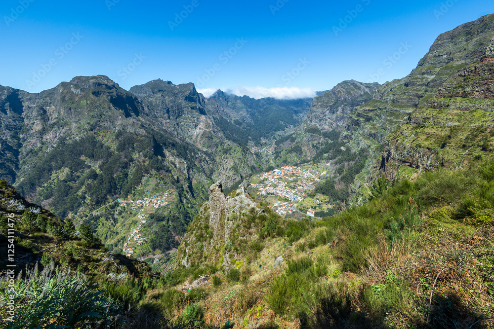 Naklejka premium aerial view of Madeira island
