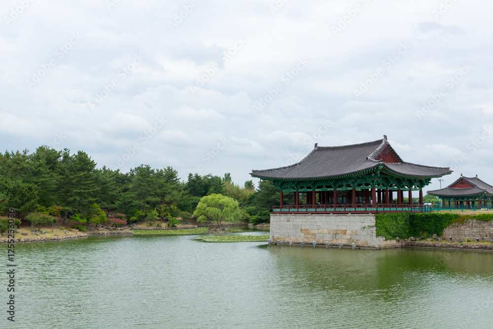 경주의 문화유산 동궁과 월지 경주의 문화유산 동궁과 월지