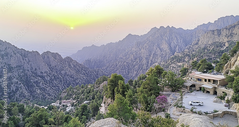 Obraz premium Sunset over majestic mountain landscape scenic viewpoint nature photography peaceful environment