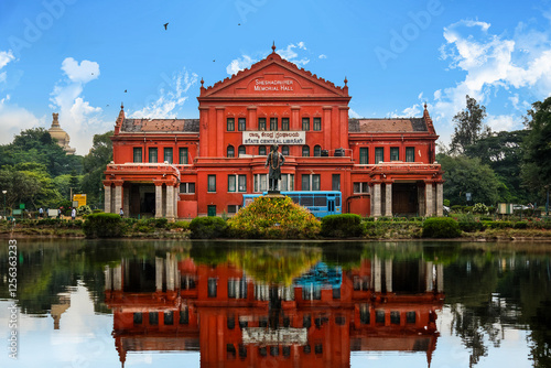 Bild auf Leinwand Sheshadri Memorial hall or the Karnataka State Central Library in Cubbon Park, B