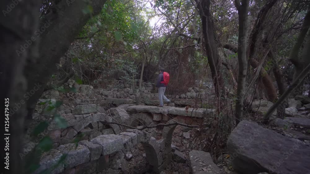 Video of a tourist in the Western Galilee at the ruins of the lost city of Tsunem