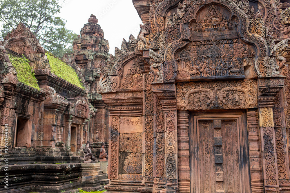 Naklejka premium The libraries at Banteay Srei, the Citadel of Women, a red sandstone Hindu temple in Angkor, Cambodia
