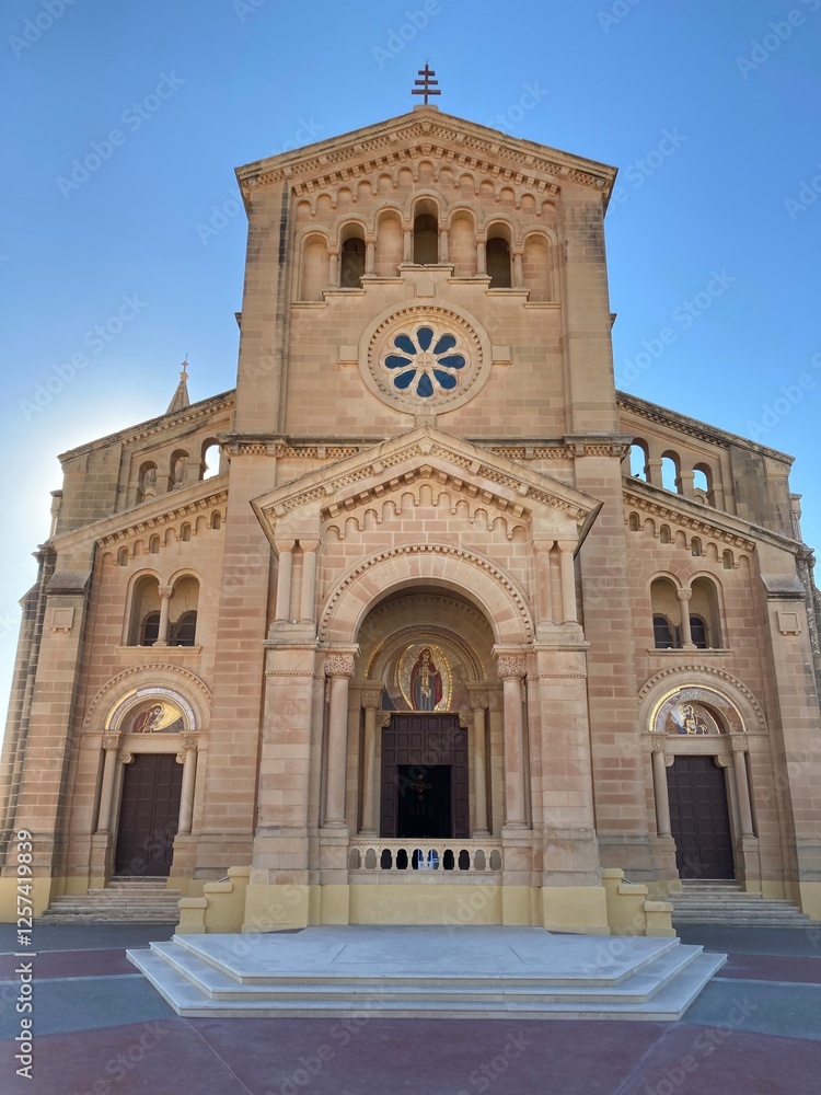 Sanctuaire national Ta’ Pinu, Għarb, Gozo, Malte Sanctuaire national Ta’ Pinu, Għarb, Gozo, Malte