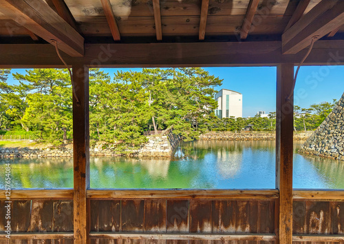 高松城から見る海水の堀