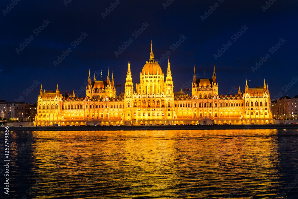 Fototapeta premium Hungarian Parliament Building from west bank of Danube at night