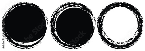 Brush circles. grunge circles. Grunge circles set. Grunge round shapes. Circular ink brush stroke fro design elements. Vector illustration.