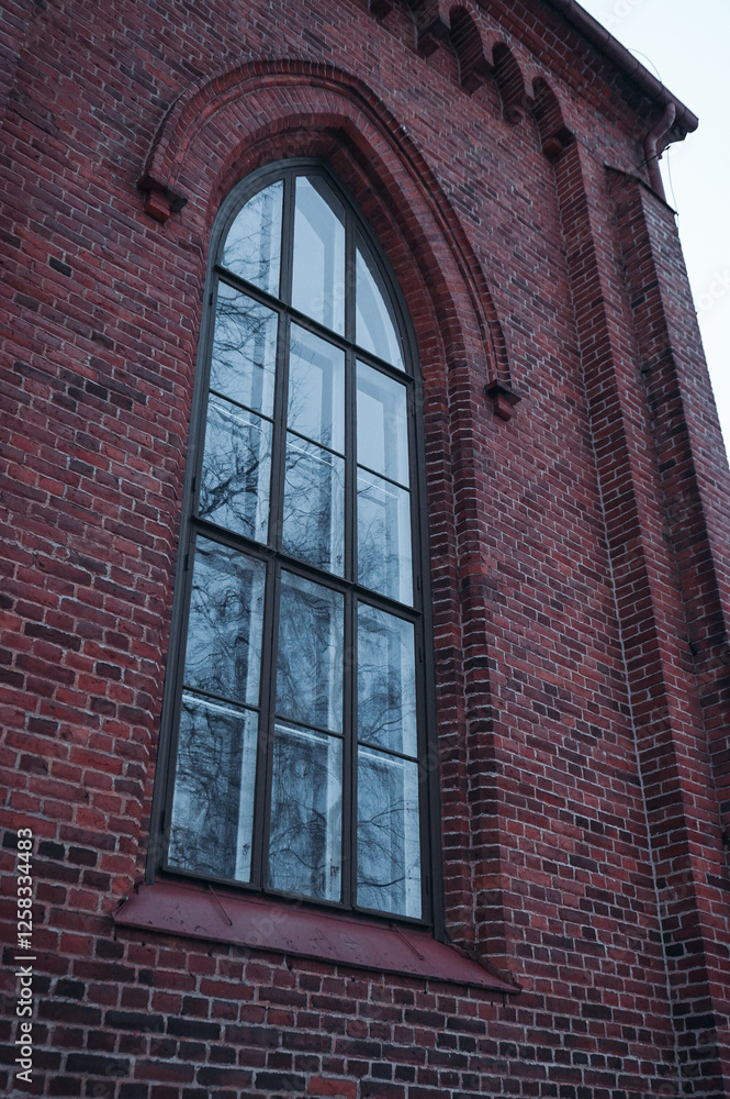 Obraz premium window in a brick wall