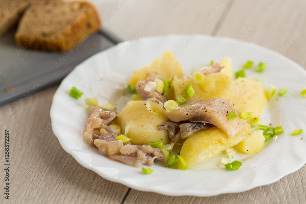 Potatoes and herring with green onions Potatoes and herring with green onions