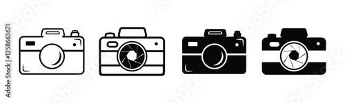 Foto/photo camera icon vector set. Photo illustration sign. Photo camera symbol. Photo session logo. Photography flash symbol set.