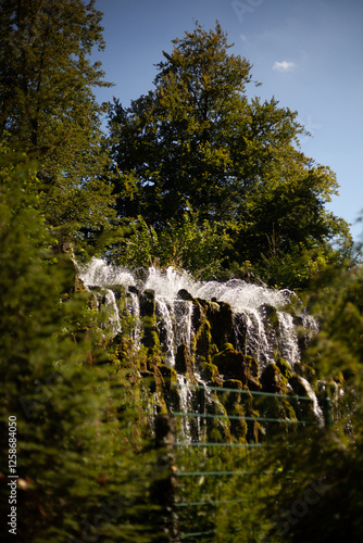 Schöner Brunnen in der Natur
