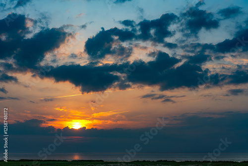 Dramatischer Wolkenhimmel über der Nordsee