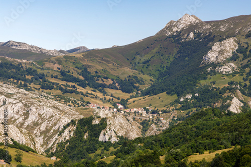 Obraz na płótnie Natural Park of Picos de Europa w salonie