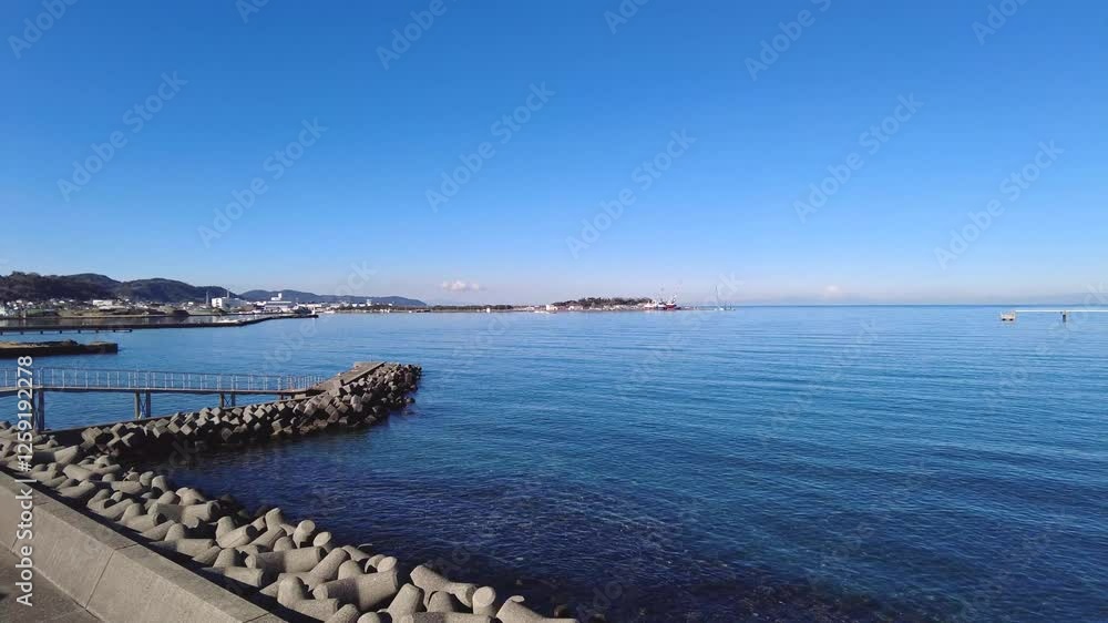 館山 渚の博物館テラスから望む南房総の海 館山 渚の博物館テラスから望む南房総の海