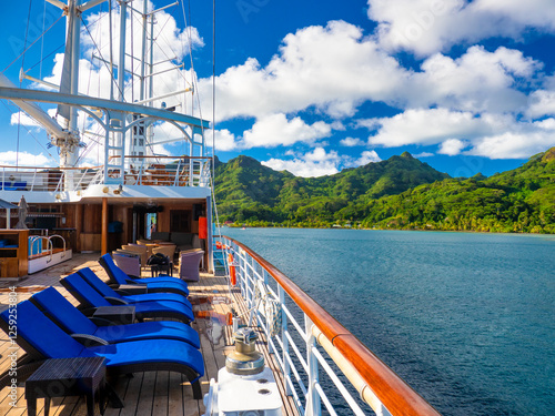 Sailing in Tahiti