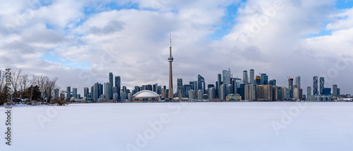 Photography Frozen Lake Ontario and downtown Toronto panoramic view from Toronto Islands in winter