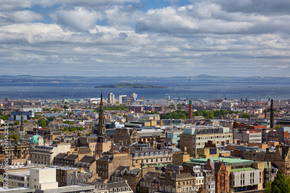 Naklejka premium Aerial view of the historical center near Edinburgh Castle. Edinburgh. Scotland