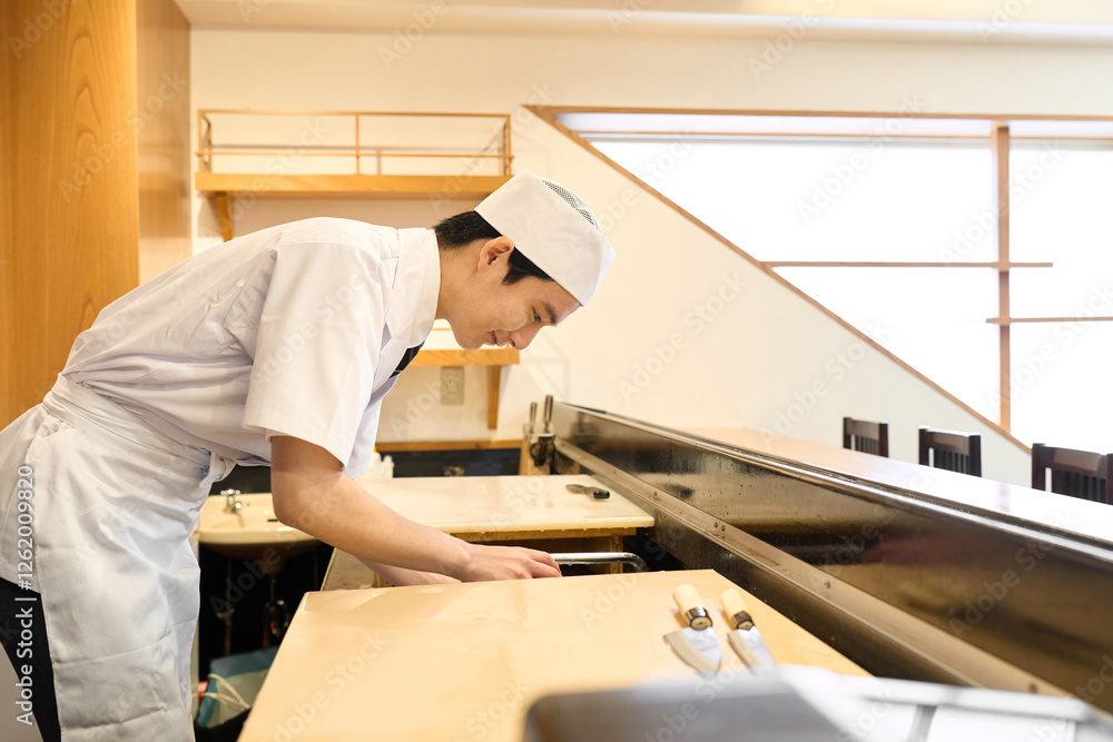 寿司屋で働く和食の料理人 寿司屋で働く和食の料理人