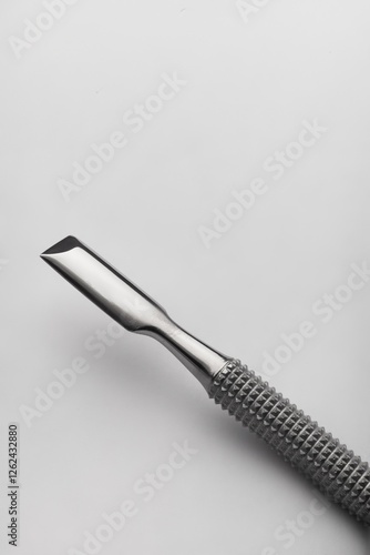 cuticle pusher