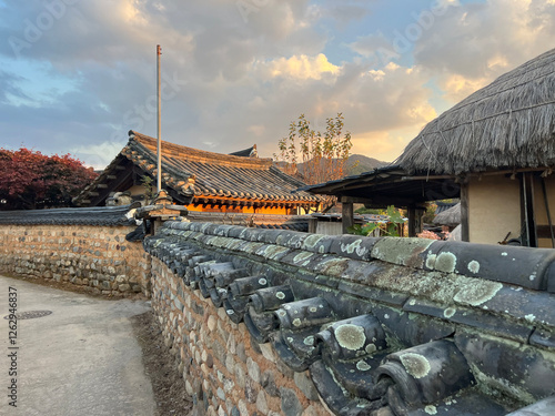 Obraz na płótnie Housing at Andong Hahoe Folk Village w salonie