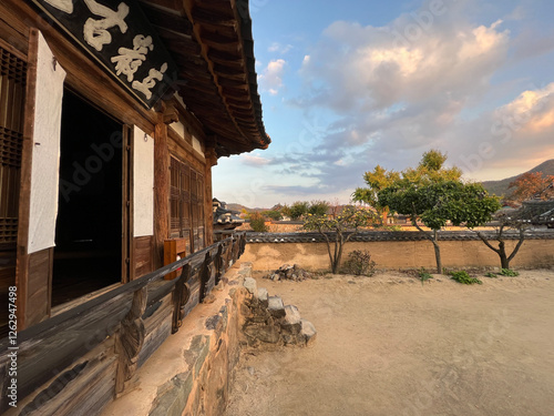 Obraz na płótnie Housing at Andong Hahoe Folk Village w salonie