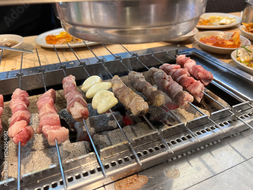 Obraz na płótnie Korean barbecue in South Korea w salonie