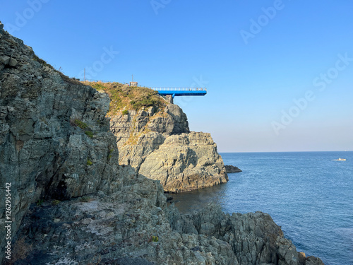 Obraz na płótnie Oryukdo Skywalk in Busan w salonie