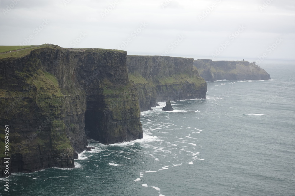 Cliffs of Moher Cliffs of Moher