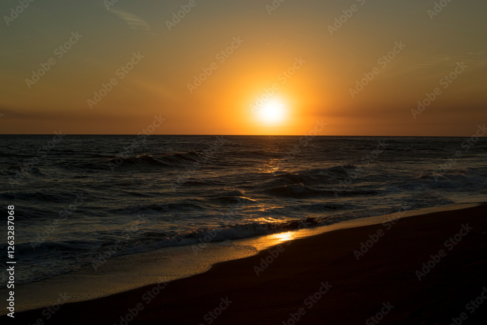 Obraz premium sunset on the beach
