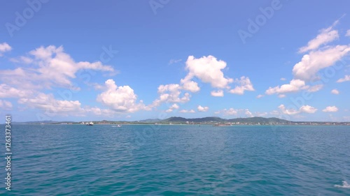 竹富島から石垣島　船旅　癒しの南国ブルー　フェリー　風景　観光PR