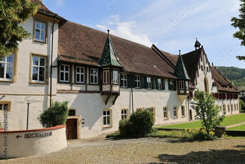 Blick auf Kloster Blaubeuren im Zentrum der Stadt Blaubeuren in Baden-Württemberg	 photo