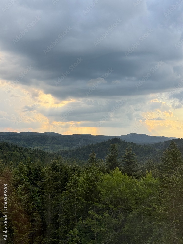 Fototapeta premium sunset in the mountains