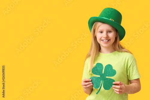 Cute little girl in leprech...