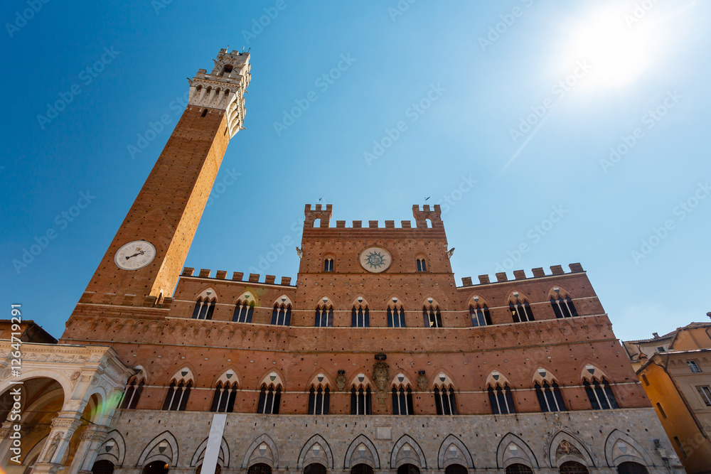 Obraz premium Palazzo Pubblico in Siena, Italy 