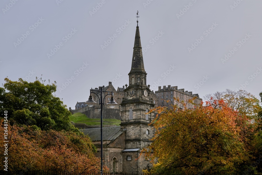 Fototapeta premium Historic Edinburgh church and castle in autumn.