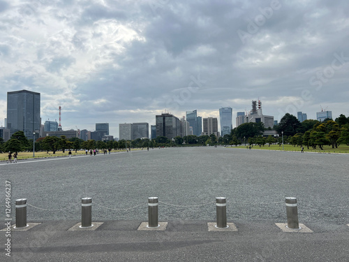Obraz na płótnie Square at the Imperial Palace in Tokyo w salonie
