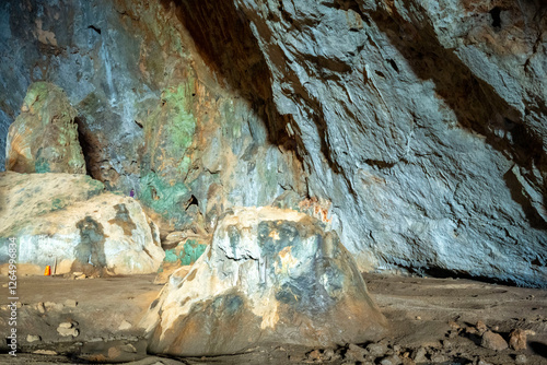 The cave is situated in Killik location of Ahirtas village at Dosemealti  district of Antalya Province.The cave is 633 m long and has two large chambers on the main gallery, which has a clearance. photo