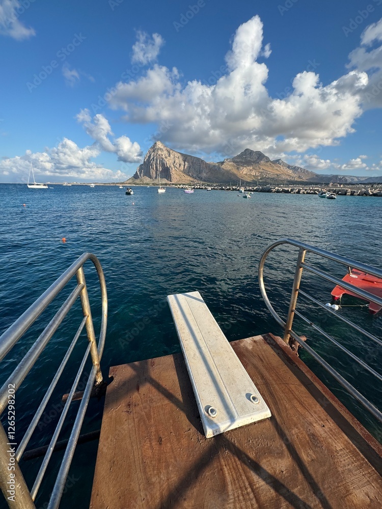 Fototapeta premium dip in the mediterranean