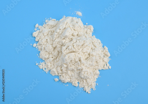 Foto Guar gum, also called guaran, is a galactomannan polysaccharide extracted from guar beans